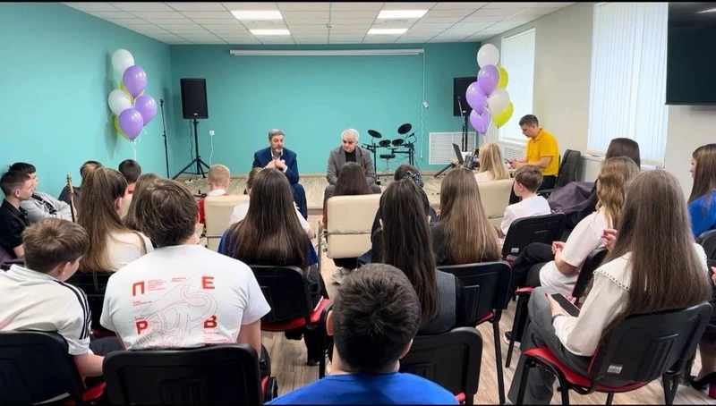 Новый молодёжный центр открыли в Новопавловске 