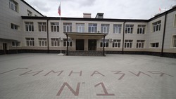 Футбольное поле оборудуют на территории обновлённой гимназии Новопавловска