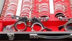 Врач-офтальмолог пополнил штат больницы Кировского округа