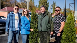Более 60 деревьев высадили в Новопавловске 