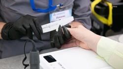 Жительница Кировского округа открыла салон красоты благодаря соцконтракту