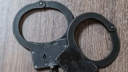 Водитель предъявил инспекторам ГИБДД в Кировском округе поддельные права