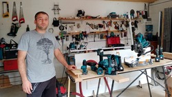 Мастер из Кировского округа расширил спектр предлагаемых услуг по ремонту за счёт соцконтракта
