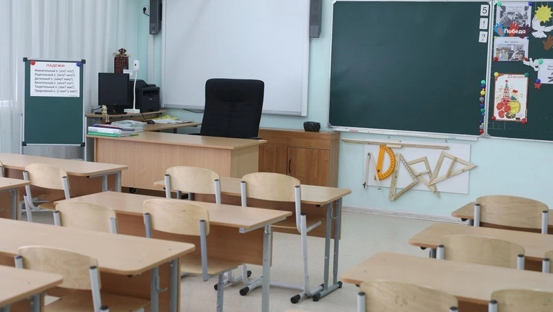 Капремонт проводят в начальной школе №3 в станице Кировского округа