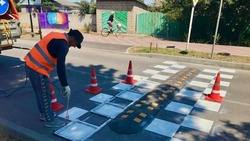 Пешеходные переходы возле школ обновили в Новопавловске