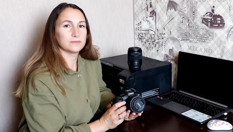 Жительница Кировского округа стала профессиональным фотографом благодаря соцконтракту