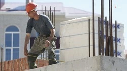 В Ессентуках возводят стены будущей школы на тысячу мест